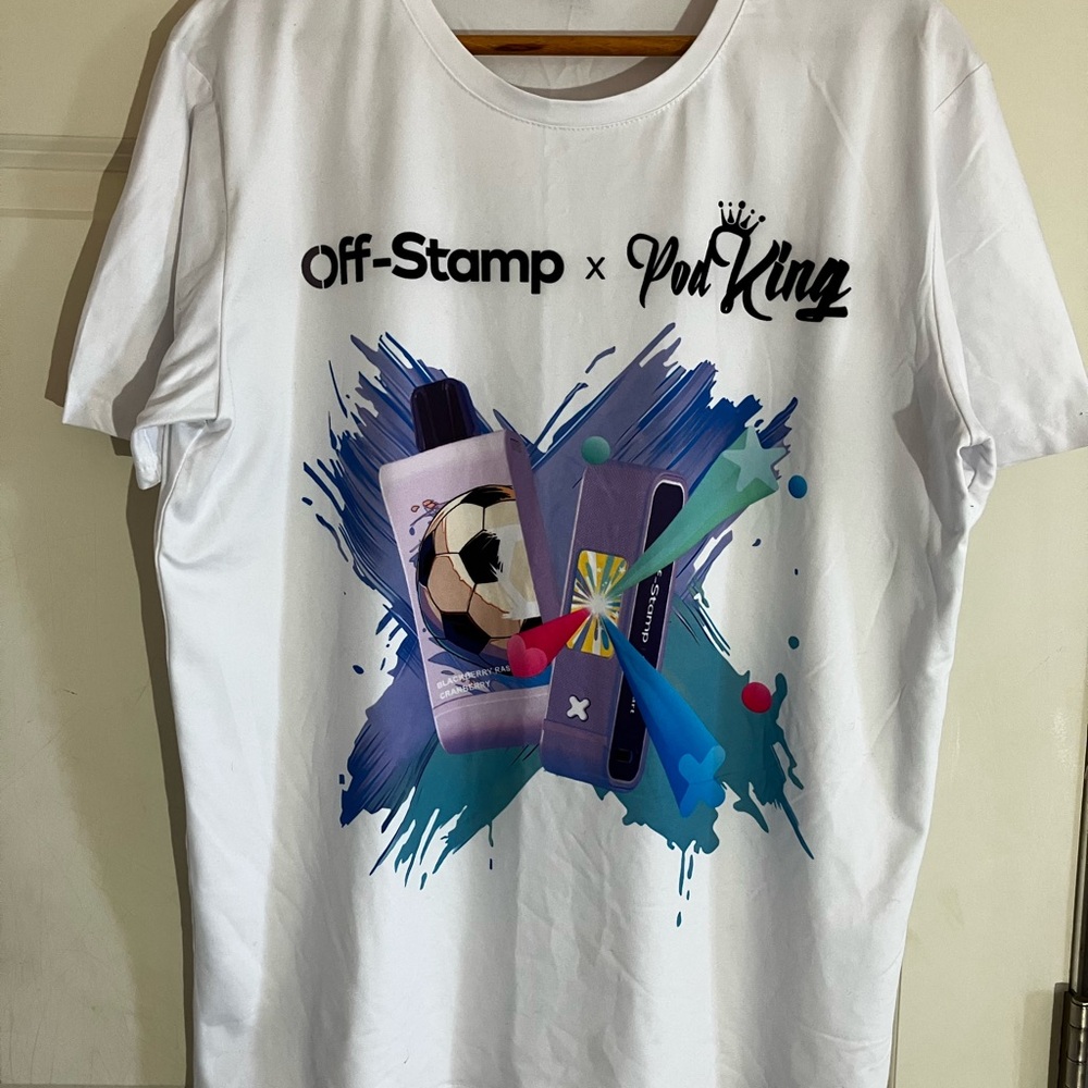 White t-shit Off-Stamp x Pod King Brand Merchandise